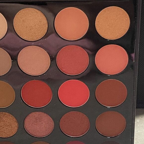 Morphe 35H Artistry Palette "Hot Spot" - 35 Highly Pigmented Shades, NEW - Picture 11 of 16